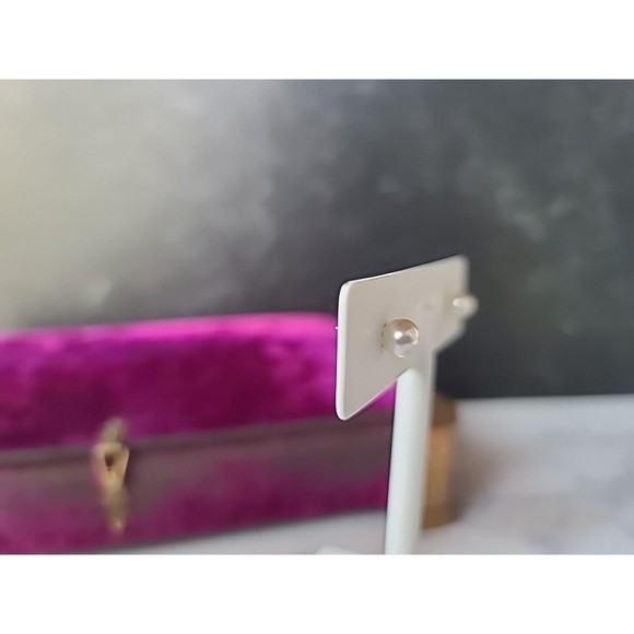 Vintage Faux Pearl Stud Earrings READ - Picture 7 of 10